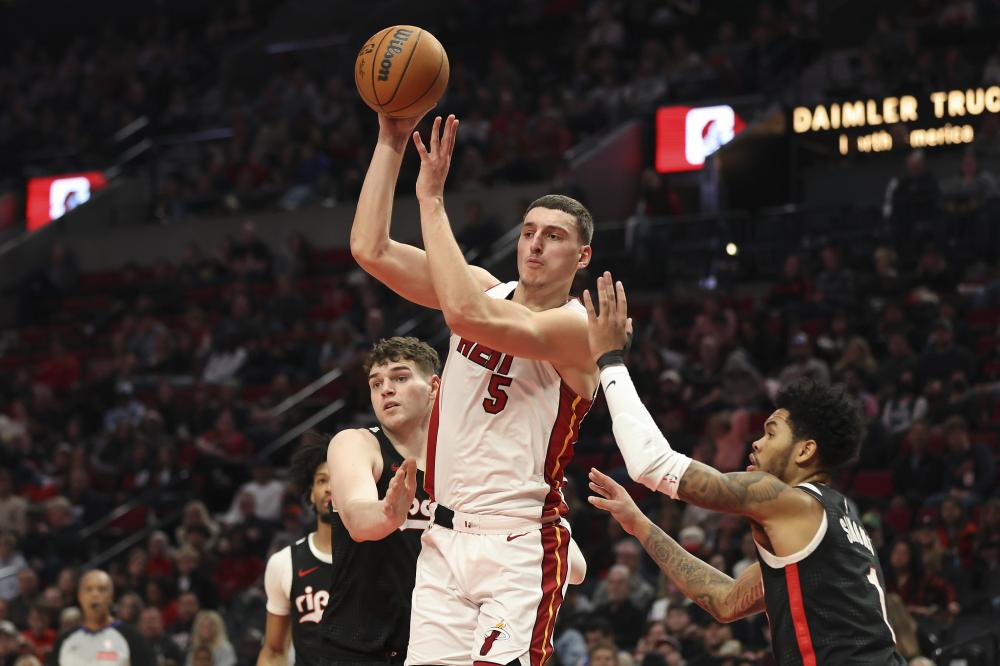 表现更加精 表现更加精