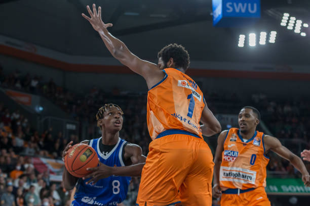 俱乐部推迟 俱乐部推迟