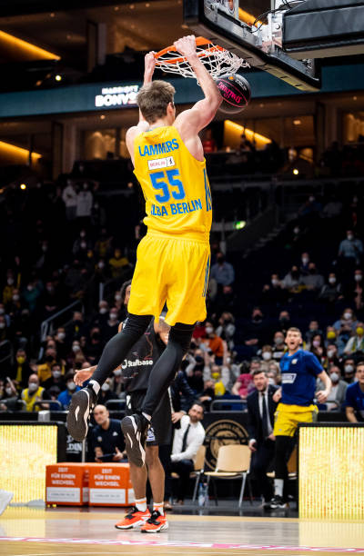 多次做出关 多次做出关